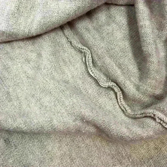 MICHAEL Michael Kors Tan Scoop Neck Sweater Size M - Picture 7 of 11